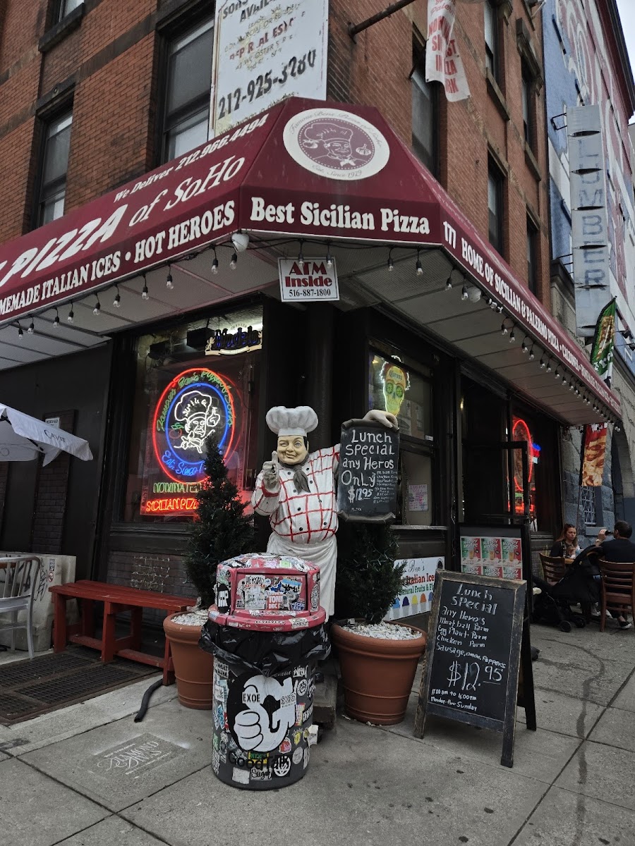 Famous Ben's Pizza
